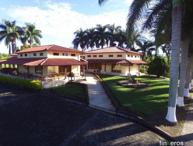 finca entre Cerritos y  Virgínia genial para grupos grandes - Finca en Pereira, Risaralda